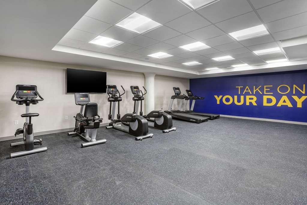 Comfort Inn & Suites Newark Liberty International Airport 設備 写真