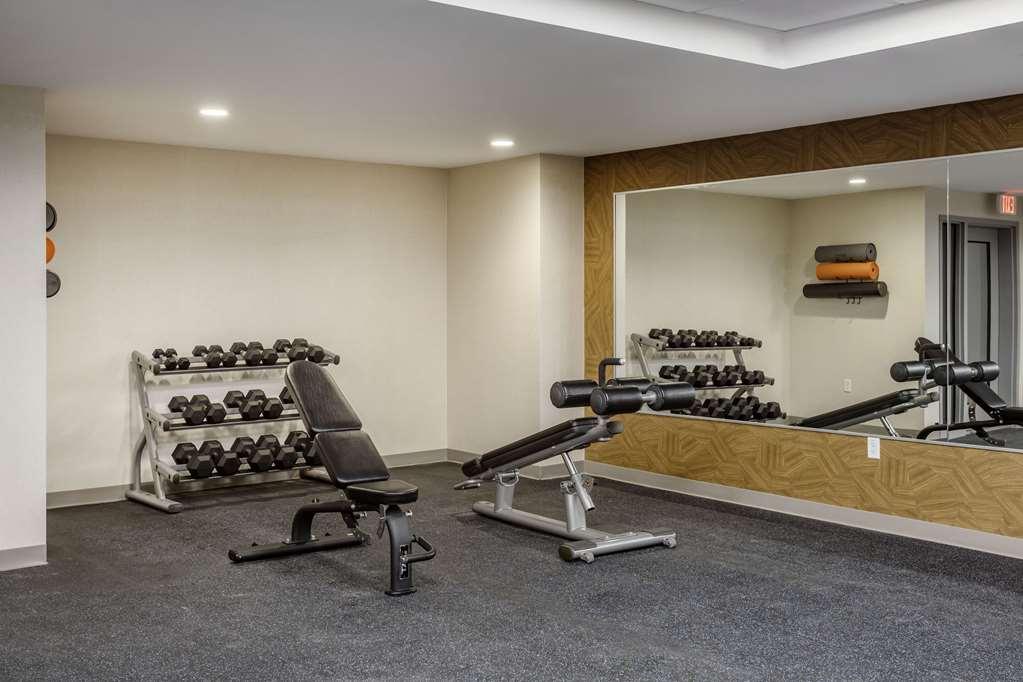 Comfort Inn & Suites Newark Liberty International Airport 設備 写真