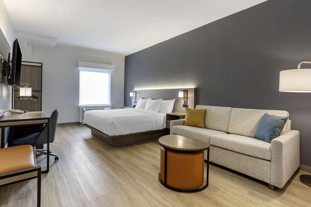 Comfort Inn & Suites Newark Liberty International Airport 部屋 写真